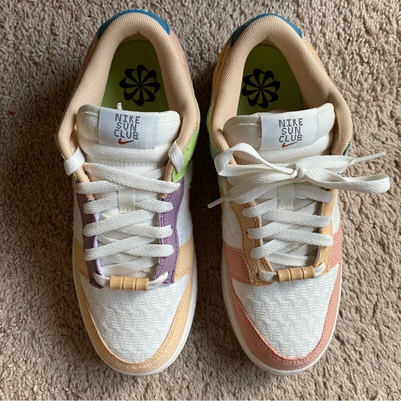 Nike Dunk Low SE Sun Club NWOB - Picture 7 of 9